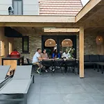 Wellness With Sauna, Outdoor Bath And Shower, Parc Maasresidence Villa Thorn