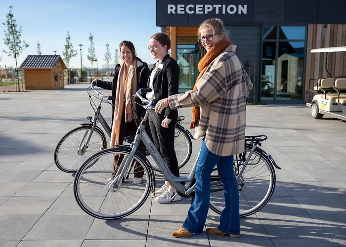 Wellness With Sauna, Outdoor Bath And Shower, Parc Maasresidence Villa Thorn