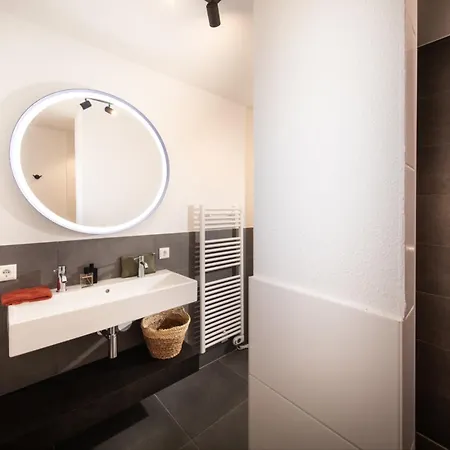 Wellness With Sauna, Outdoor Bath And Shower, Parc Maasresidence Thorn